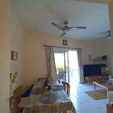 Apollis House With Bath In Terrace Sea View Apartman