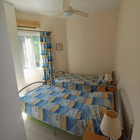 Apollis House With Bath In Terrace Sea View Apartman